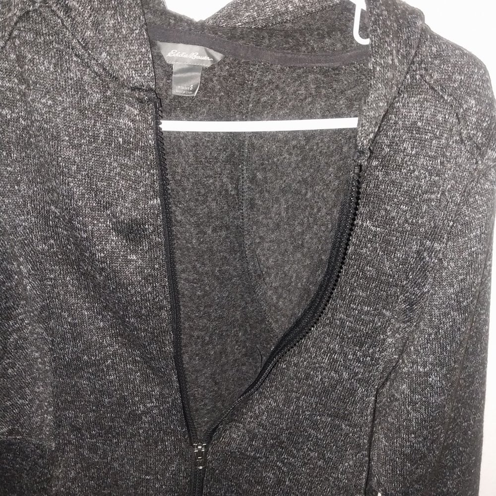 EDDIE BAUER ZIP UP SWEATER
